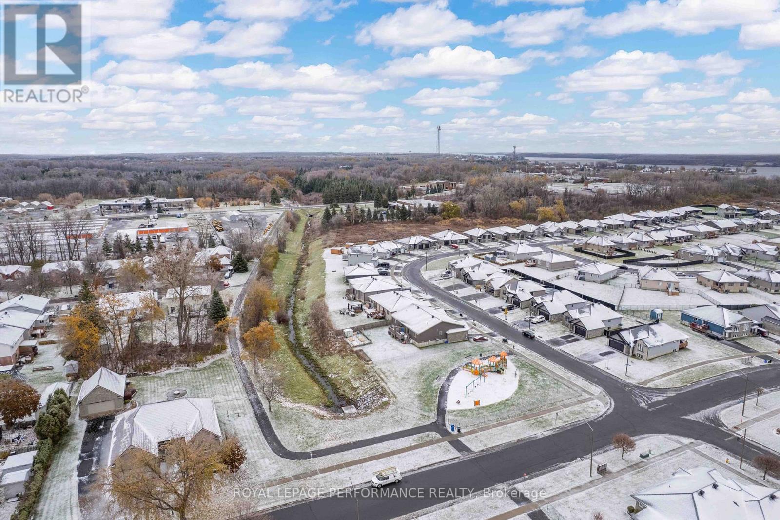 2305 Watson Crescent, Cornwall, Ontario K6H 0H5 - Photo 20 - X12539936