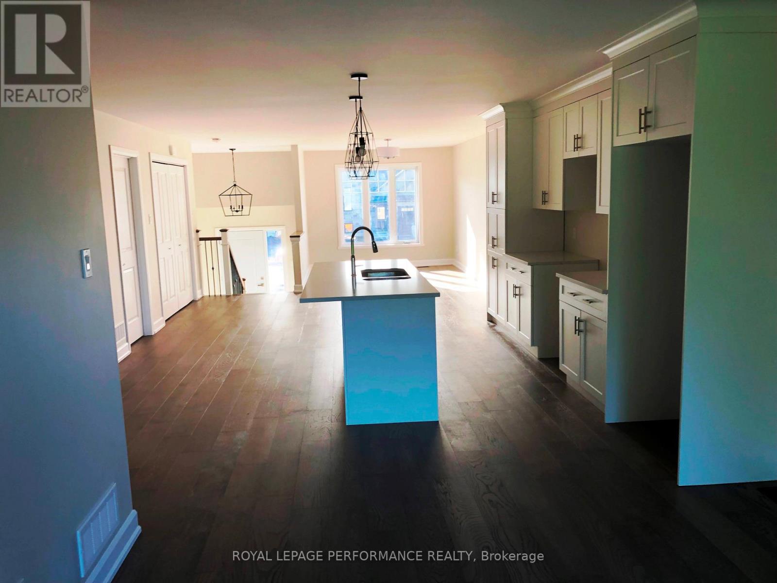 2305 Watson Crescent, Cornwall, Ontario K6H 0H5 - Photo 7 - X12539936