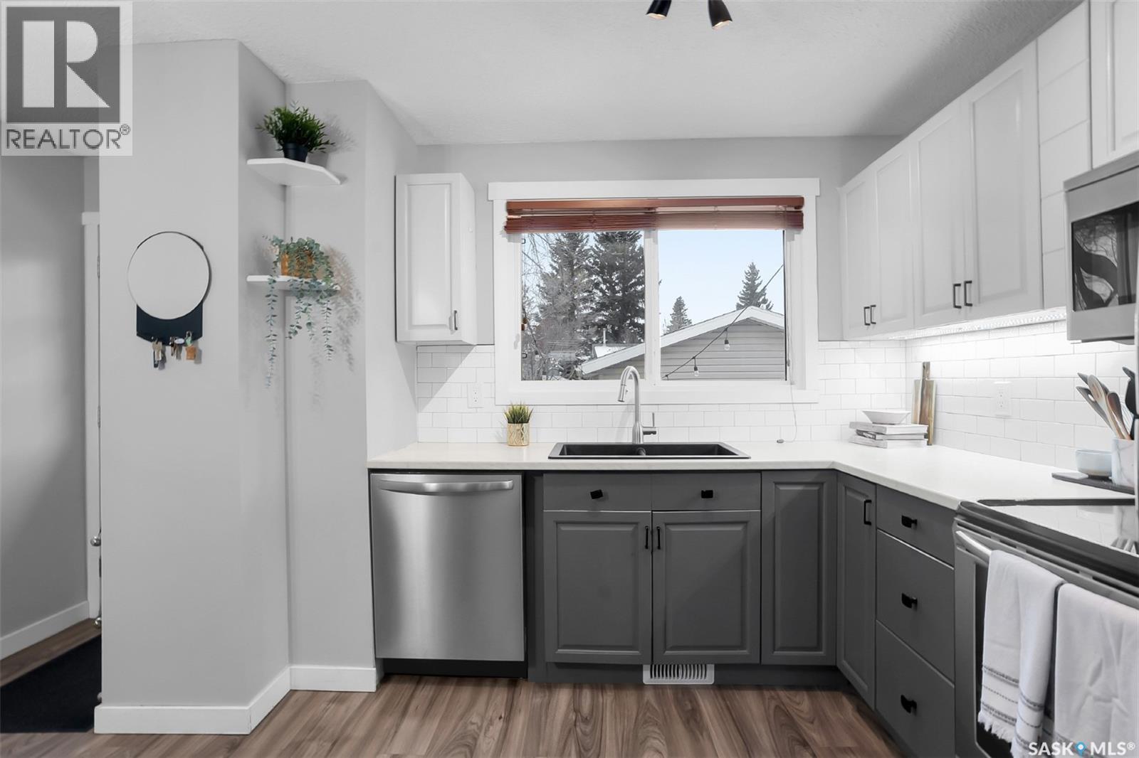 222 Western Crescent, Saskatoon, Saskatchewan  S7H 4J6 - Photo 12 - SK023844