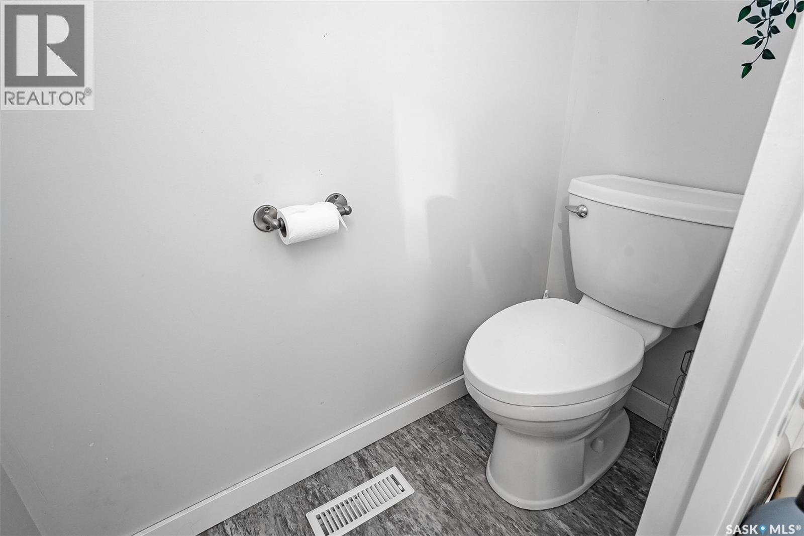 222 Western Crescent, Saskatoon, Saskatchewan  S7H 4J6 - Photo 17 - SK023844