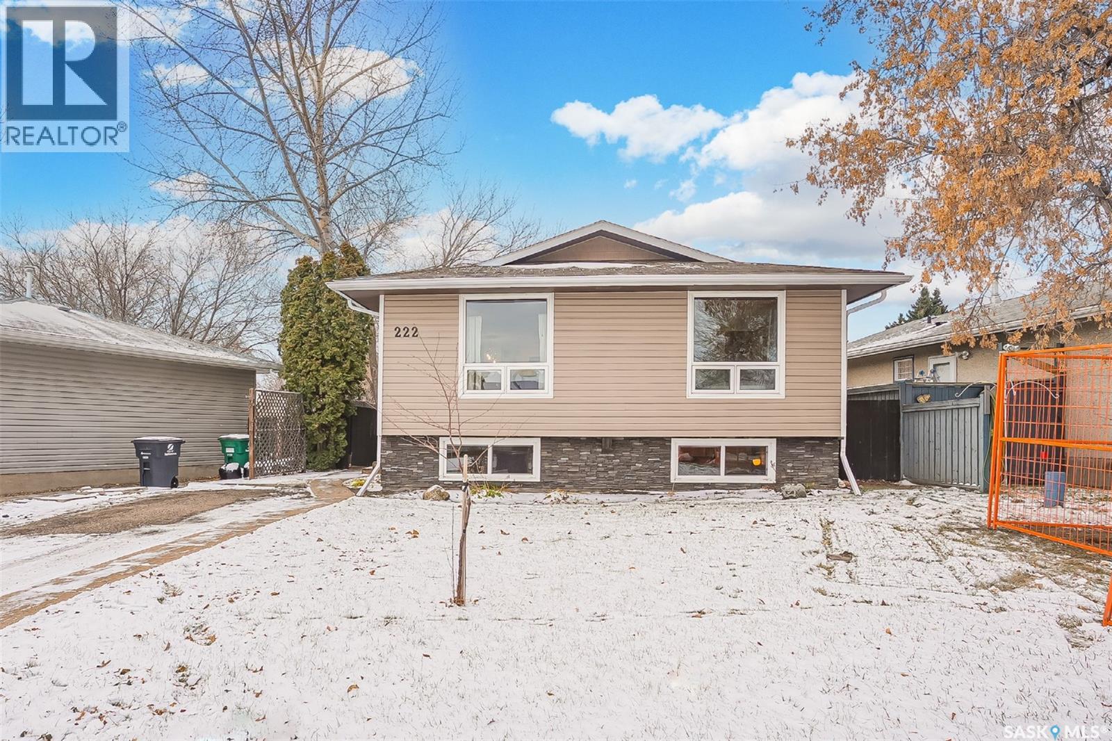 222 Western Crescent, Saskatoon, Saskatchewan  S7H 4J6 - Photo 39 - SK023844