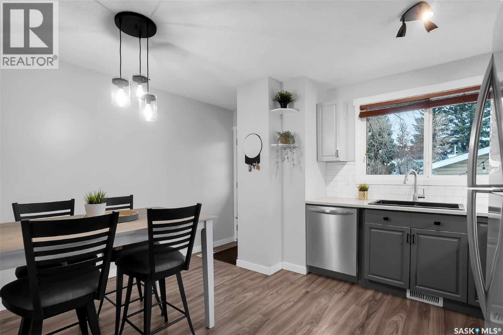 222 Western Crescent, Saskatoon, Saskatchewan  S7H 4J6 - Photo 8 - SK023844