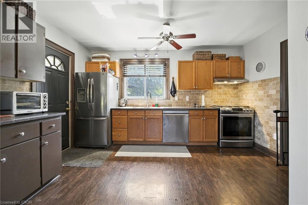 4 Lincoln Avenue, St. Catharines, Ontario  L2P 2H9 - Photo 6 - 40766338