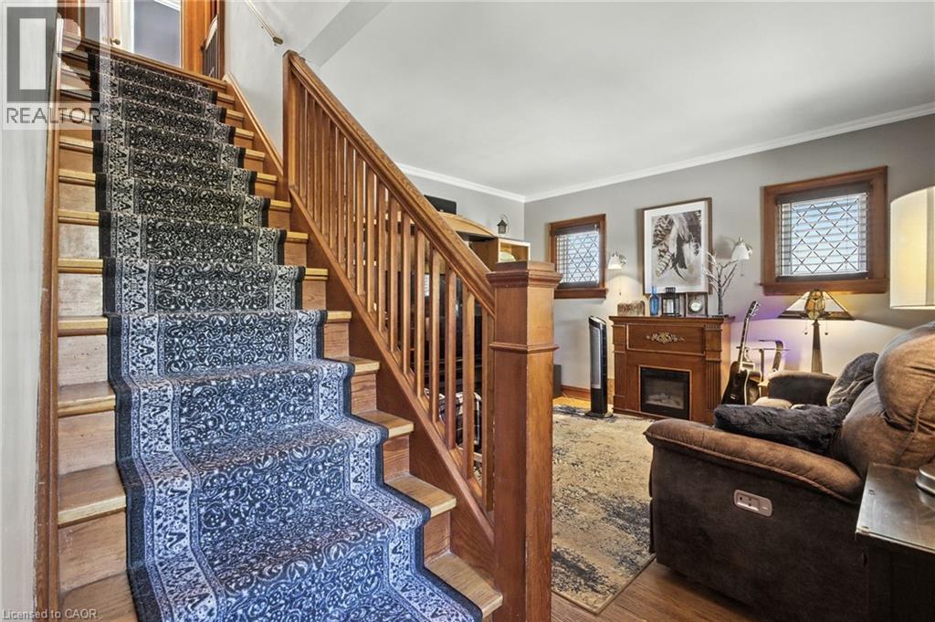 4 Lincoln Avenue, St. Catharines, Ontario  L2P 2H9 - Photo 4 - 40766338