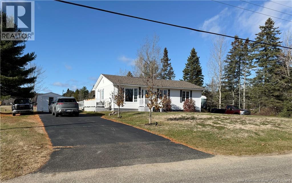 31 Rue Hector, Neguac, New Brunswick  E9G 1H8 - Photo 2 - NB130064