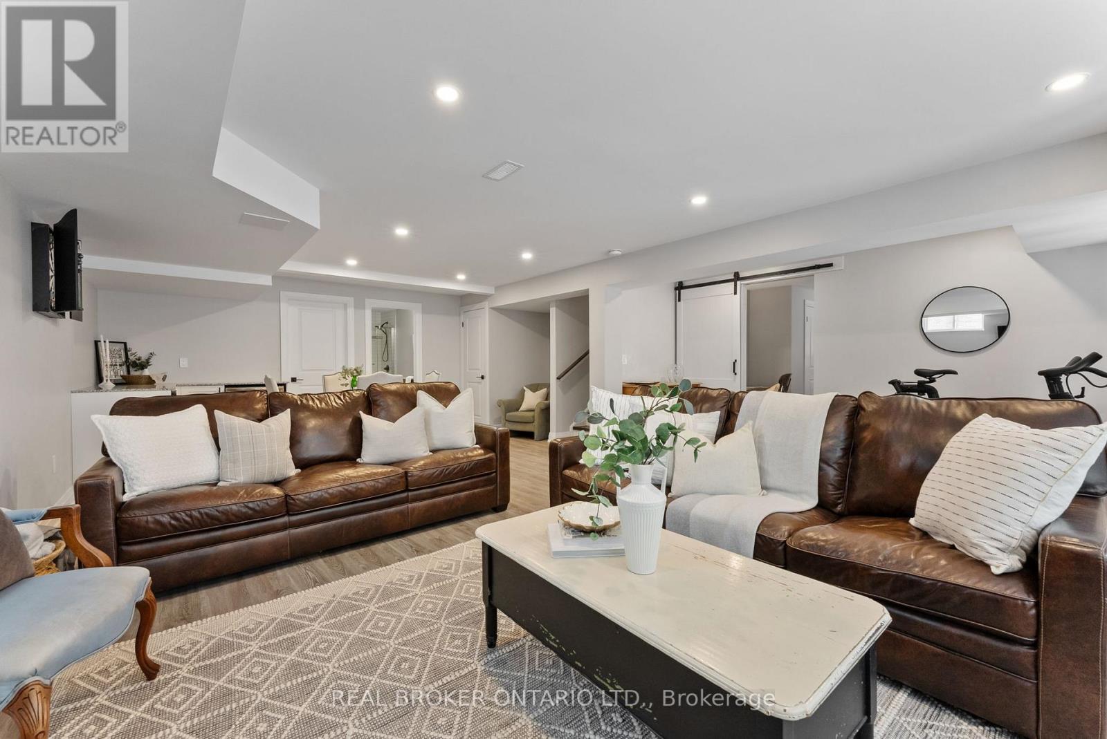 24 Howard Williams Court, Uxbridge, Ontario  L9P 0R2 - Photo 36 - N12539948