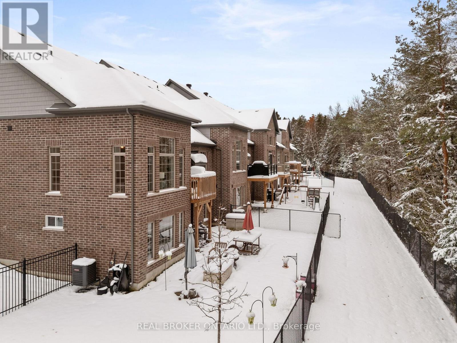 24 Howard Williams Court, Uxbridge, Ontario  L9P 0R2 - Photo 43 - N12539948