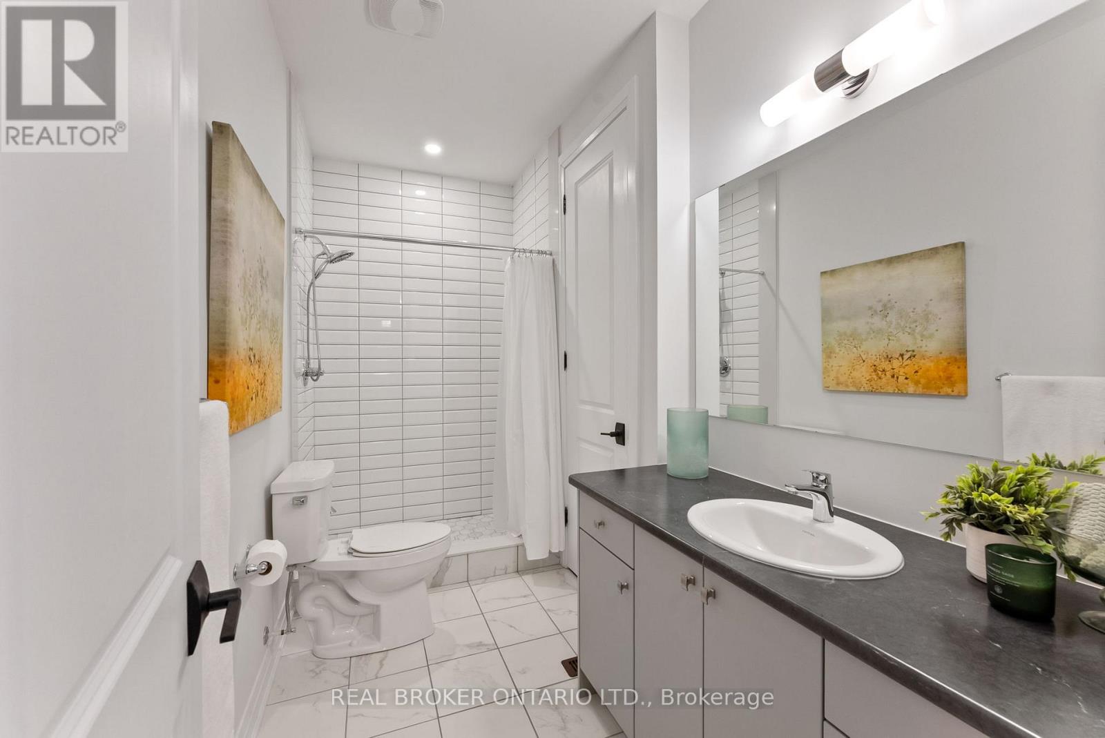 24 Howard Williams Court, Uxbridge, Ontario  L9P 0R2 - Photo 7 - N12539948