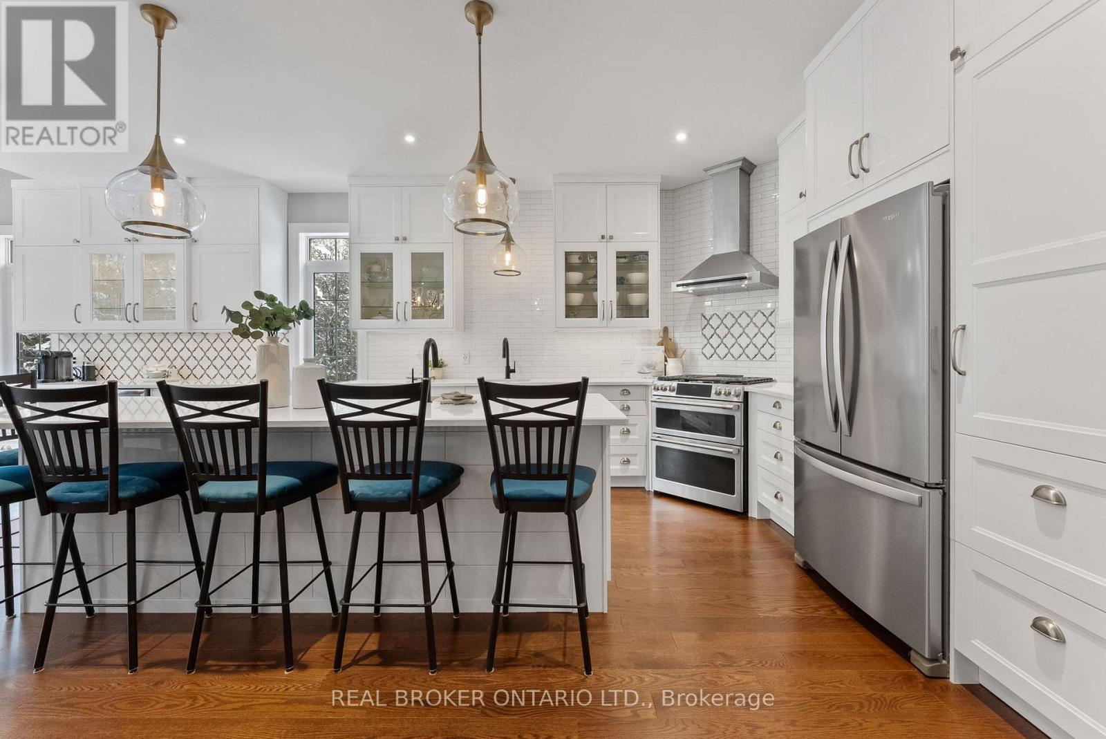 24 Howard Williams Court, Uxbridge, Ontario  L9P 0R2 - Photo 8 - N12539948