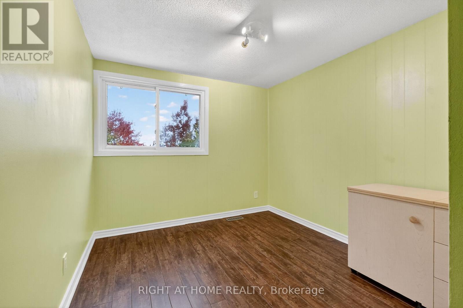 95 - 1474 Heatherington Road, Ottawa, Ontario  K1V 6S1 - Photo 27 - X12534580