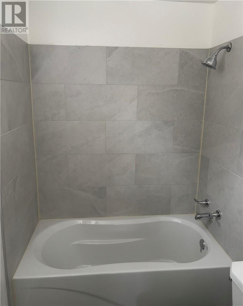 439 O'neil Drive, Garson, Ontario  P3L 1J4 - Photo 3 - 2125603