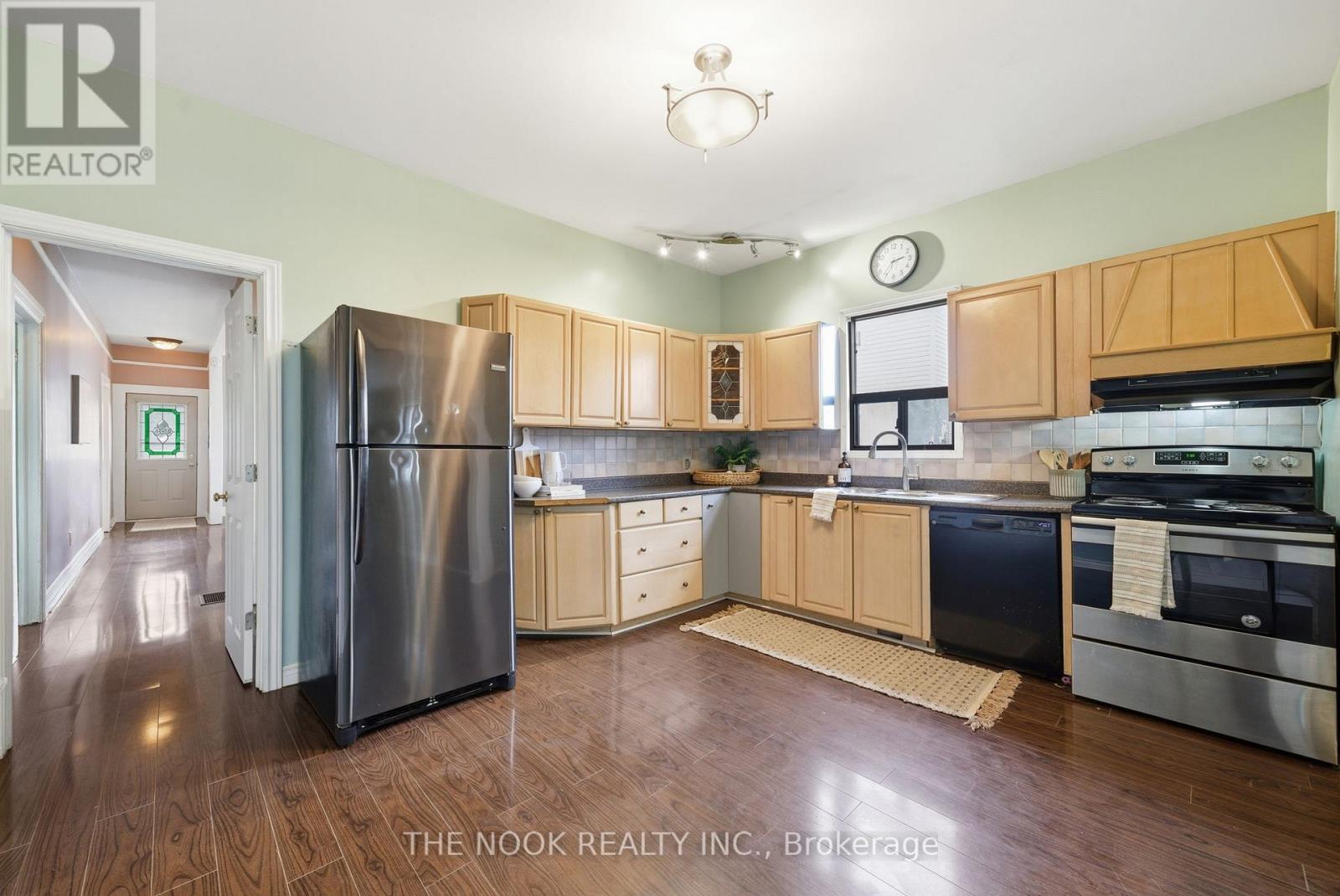 739 Gifford Street, Oshawa, Ontario L1H 4W1 - Photo 11 - E12540008