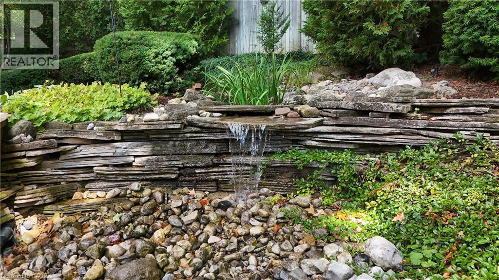 33 Walnut Drive, Guelph, Ontario  N1E 4B4 - Photo 40 - 40764571