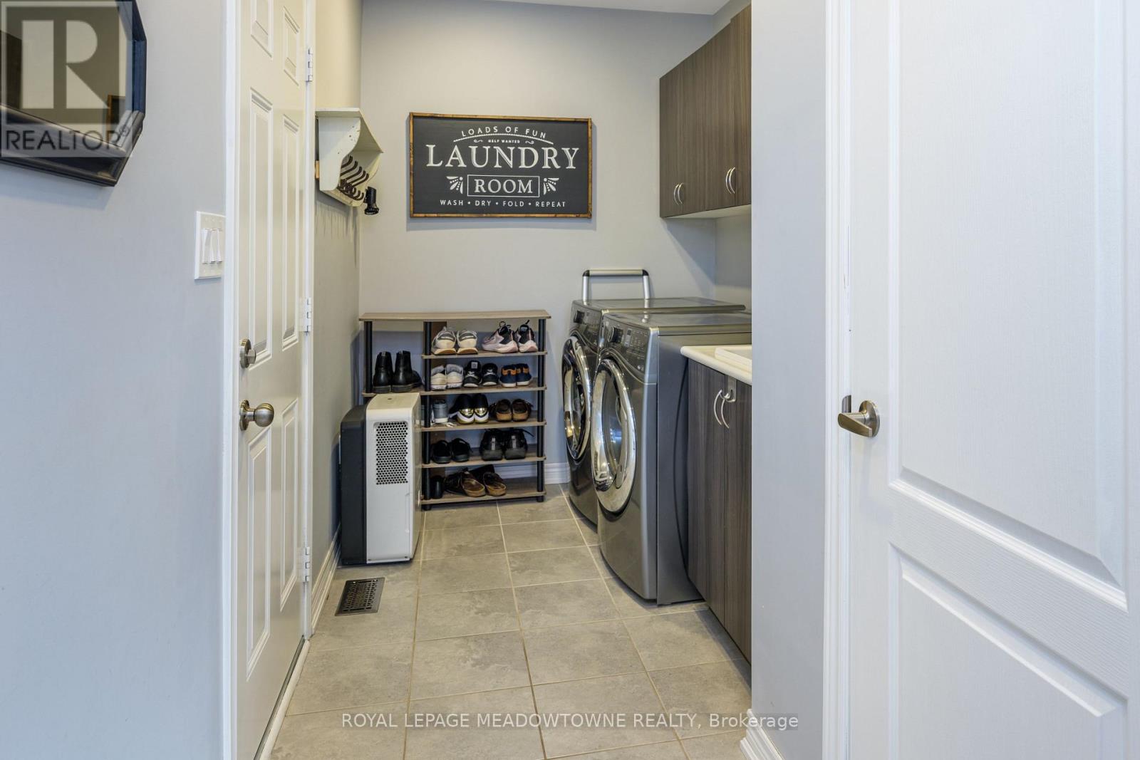 71 Northwest Court, Halton Hills, Ontario  L7G 0K7 - Photo 16 - W12539958