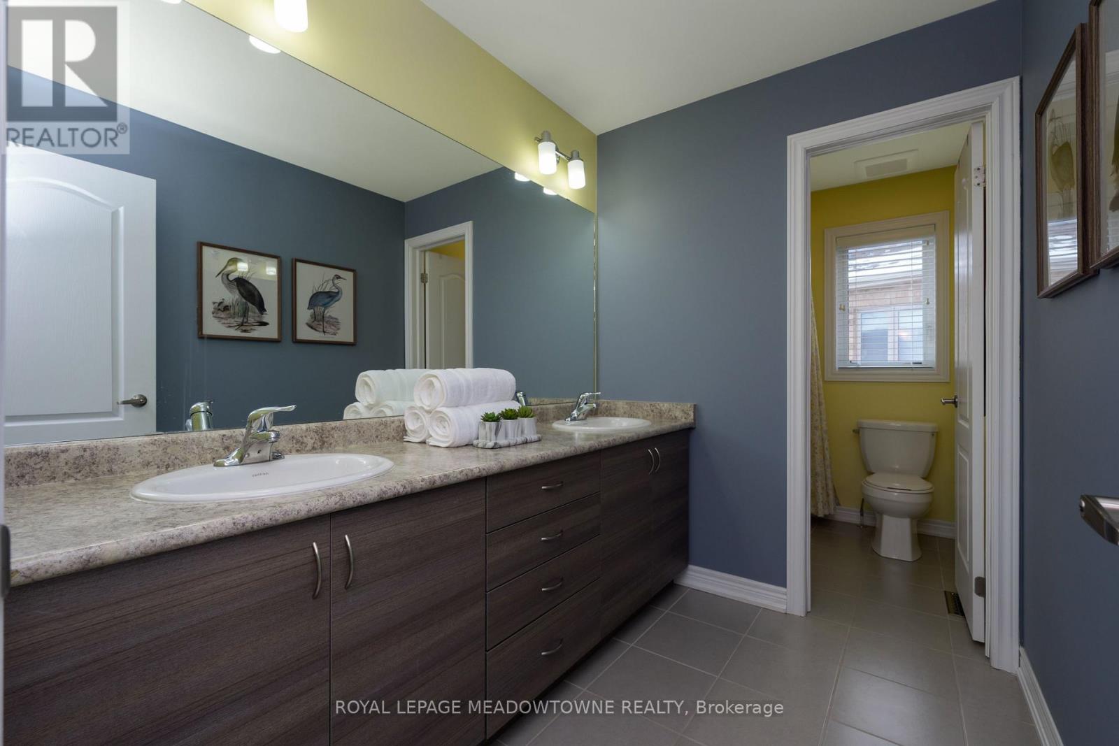 71 Northwest Court, Halton Hills, Ontario  L7G 0K7 - Photo 30 - W12539958