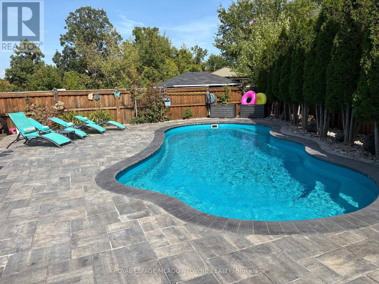 71 Northwest Court, Halton Hills, Ontario  L7G 0K7 - Photo 46 - W12539958