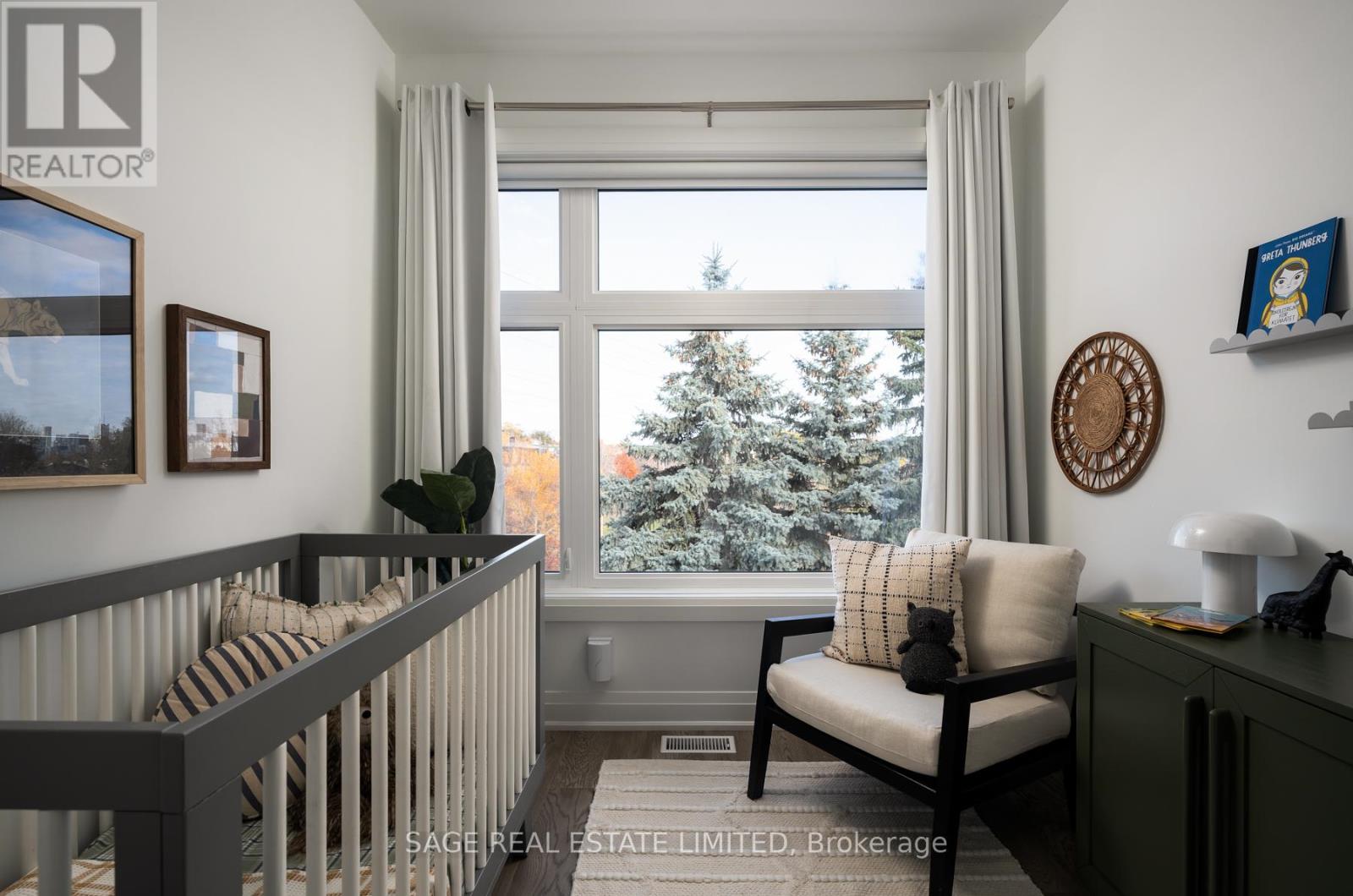 101 Beaver Avenue, Toronto, Ontario  M6H 2G3 - Photo 25 - W12529754