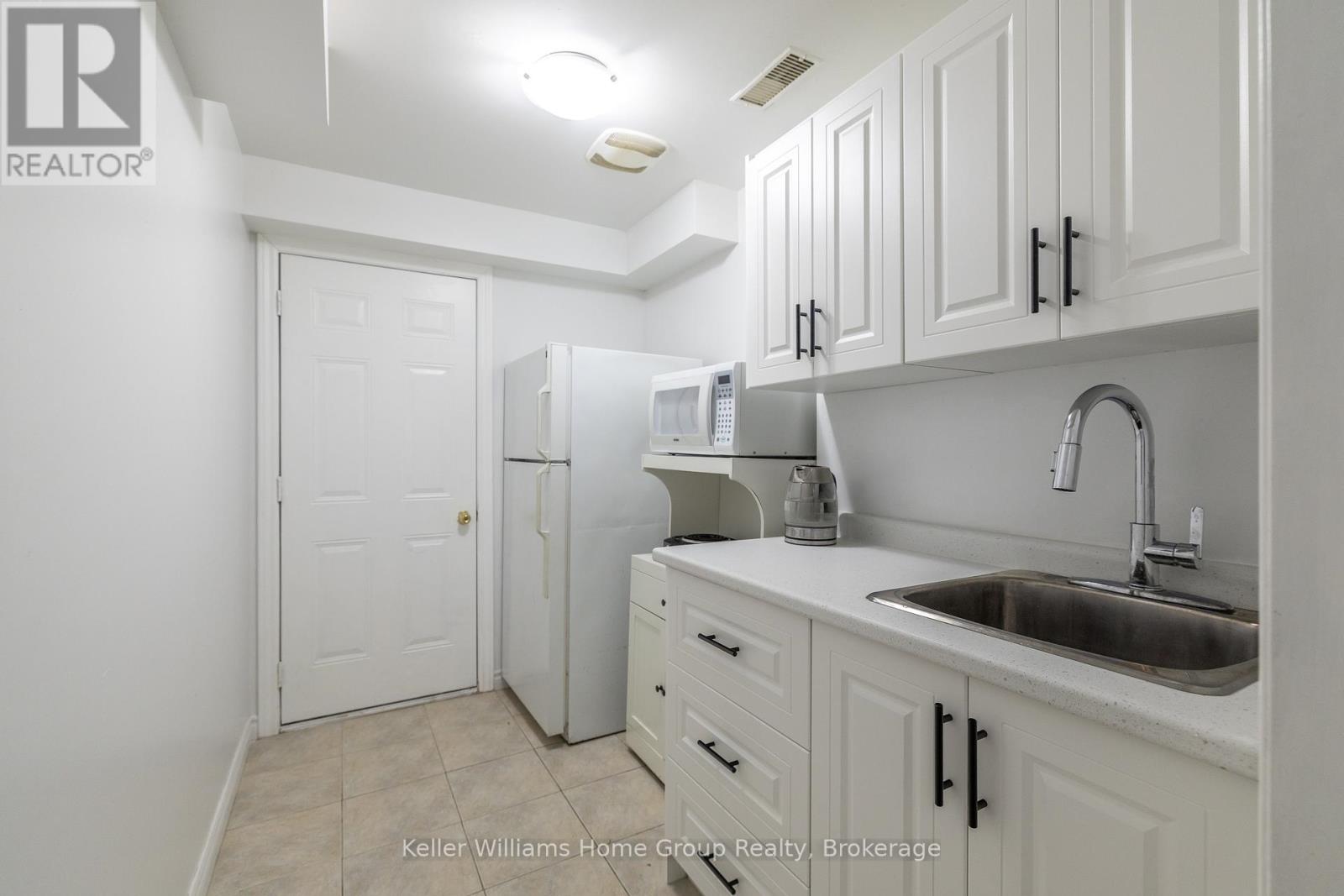 36 Clough Cres, Guelph, Ontario  N1L 0G1 - Photo 25 - X12539970