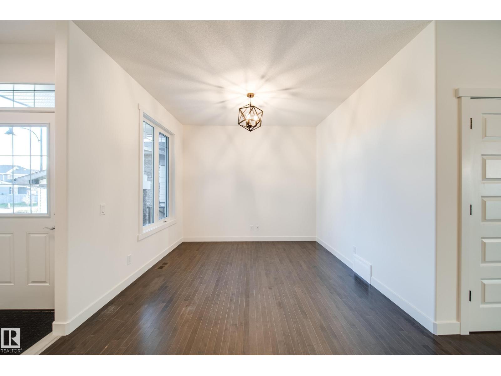 5737 Greenough Landing Ld Nw, Edmonton, Alberta  T5T 7J7 - Photo 5 - E4465556