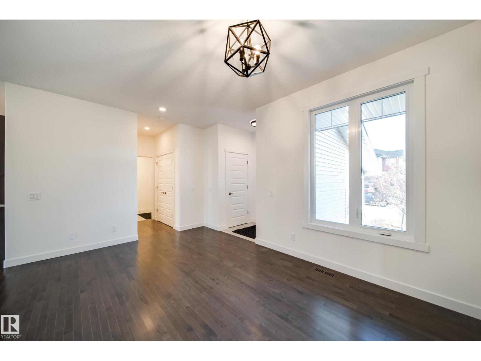 5737 Greenough Landing Ld Nw, Edmonton, Alberta  T5T 7J7 - Photo 8 - E4465556