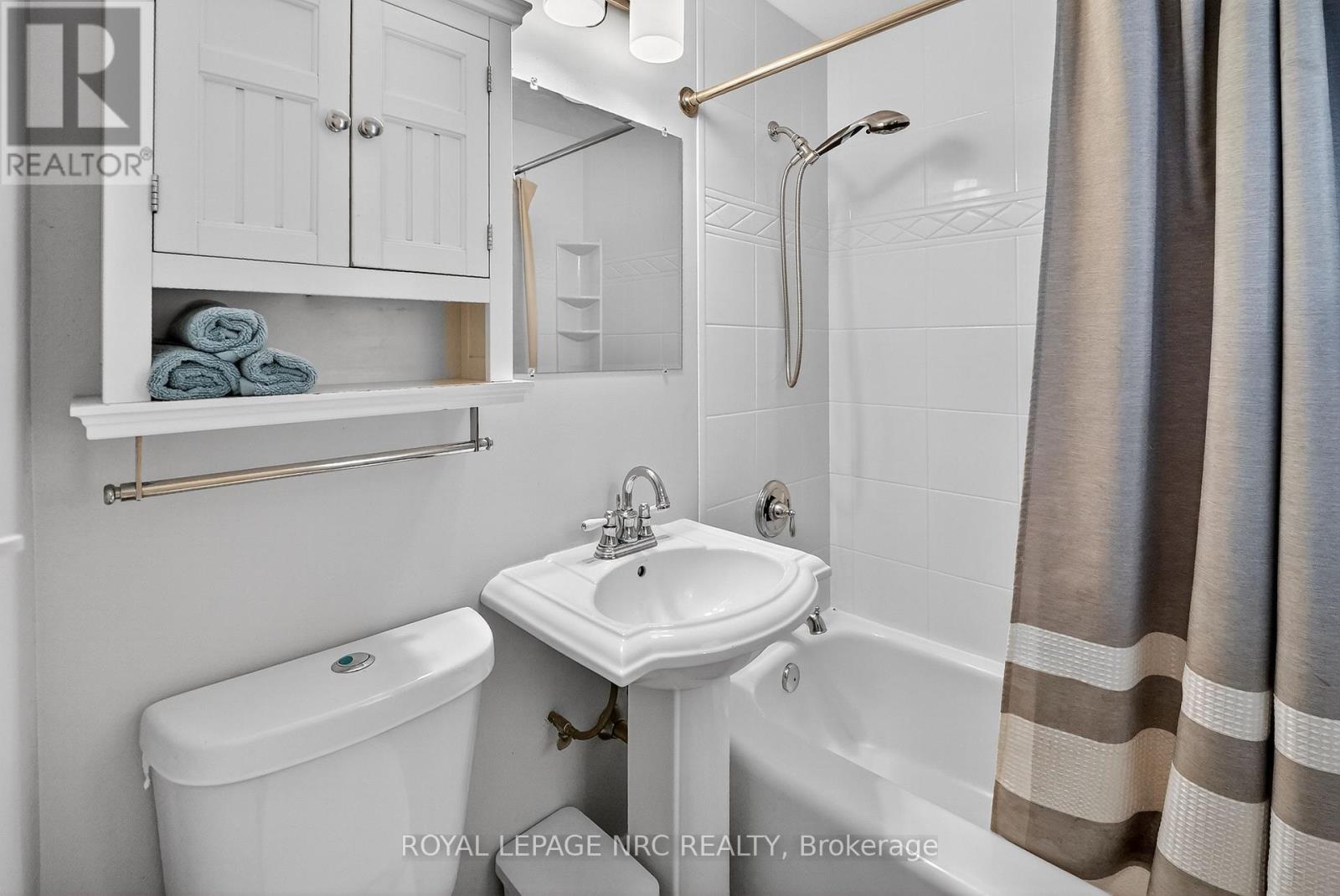 25 Else Street, St. Catharines, Ontario  L2N 2B9 - Photo 15 - X12539974