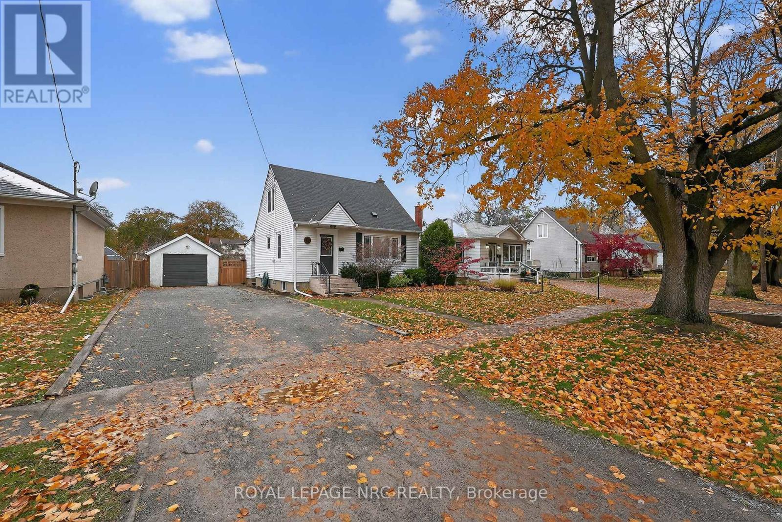 25 Else Street, St. Catharines, Ontario  L2N 2B9 - Photo 3 - X12539974