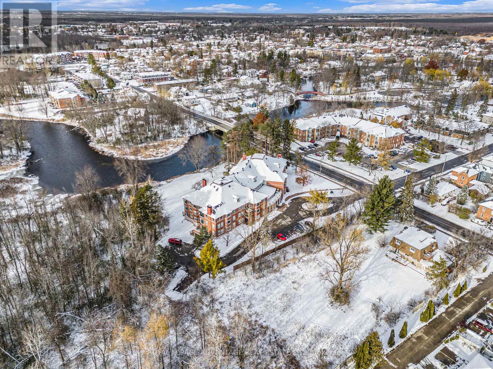 107 - 23 Rogers Road, Perth, Ontario K7H 1P2 - Photo 33 - X12540000