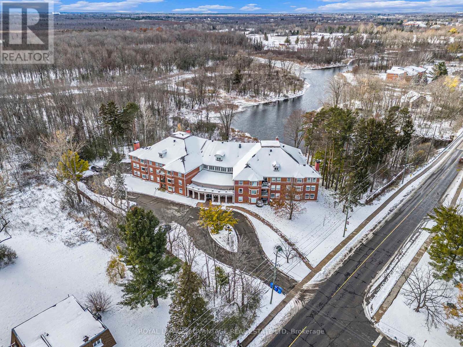 107 - 23 Rogers Road, Perth, Ontario K7H 1P2 - Photo 34 - X12540000