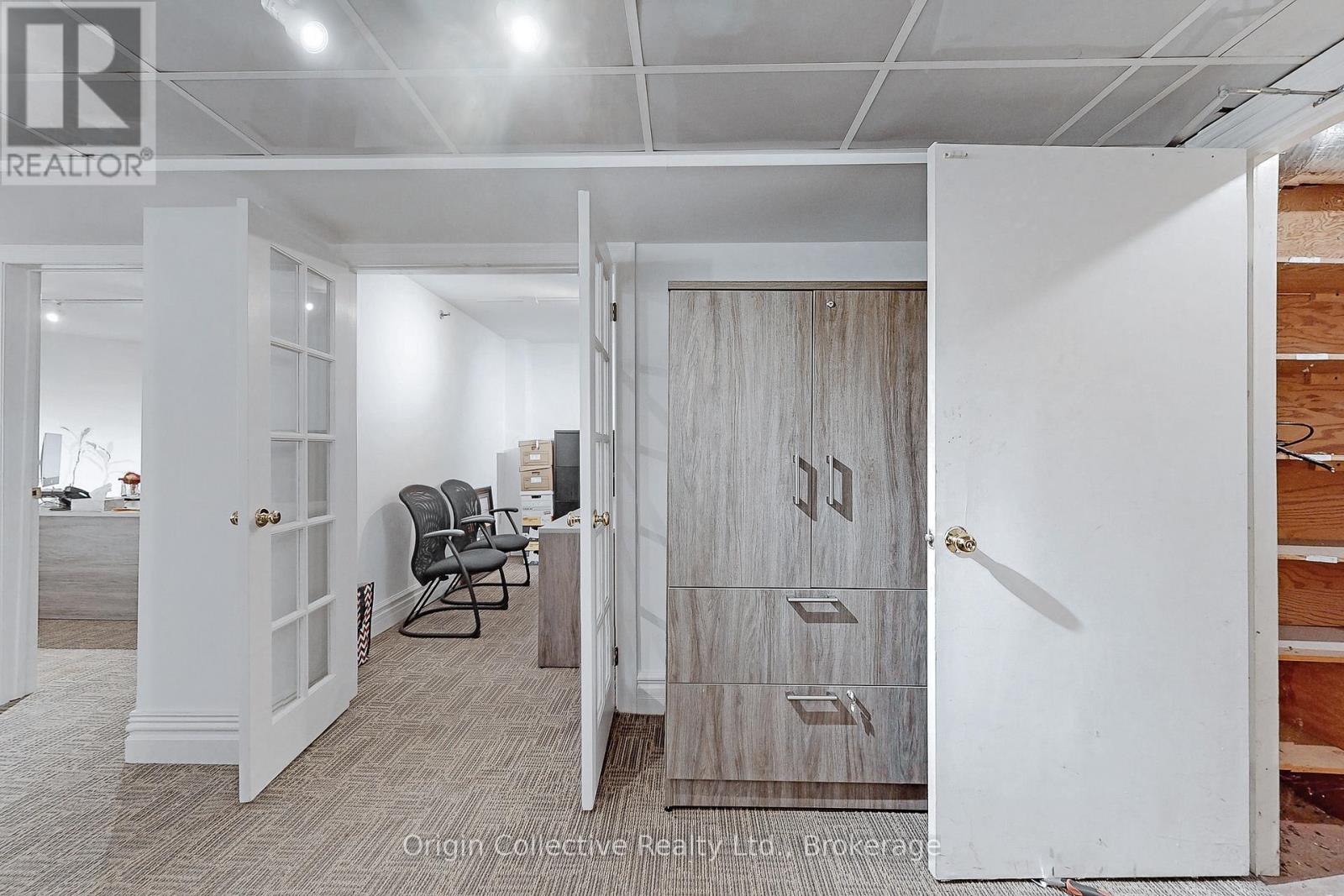 1 - 17 Isabella Street, Toronto, Ontario  M4Y 1M7 - Photo 33 - C12387640