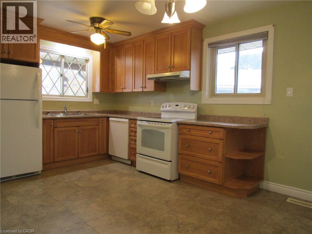 18 Foster Crescent, Cambridge, Ontario  N1R 4R1 - Photo 8 - 40787930