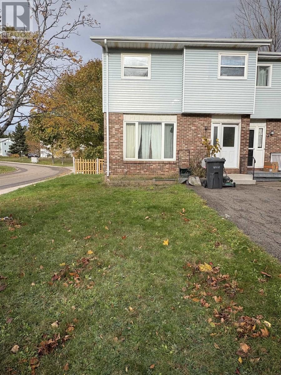 3 Dawson Court, Charlottetown, Prince Edward Island  C1A 8T1 - Photo 1 - 202527800