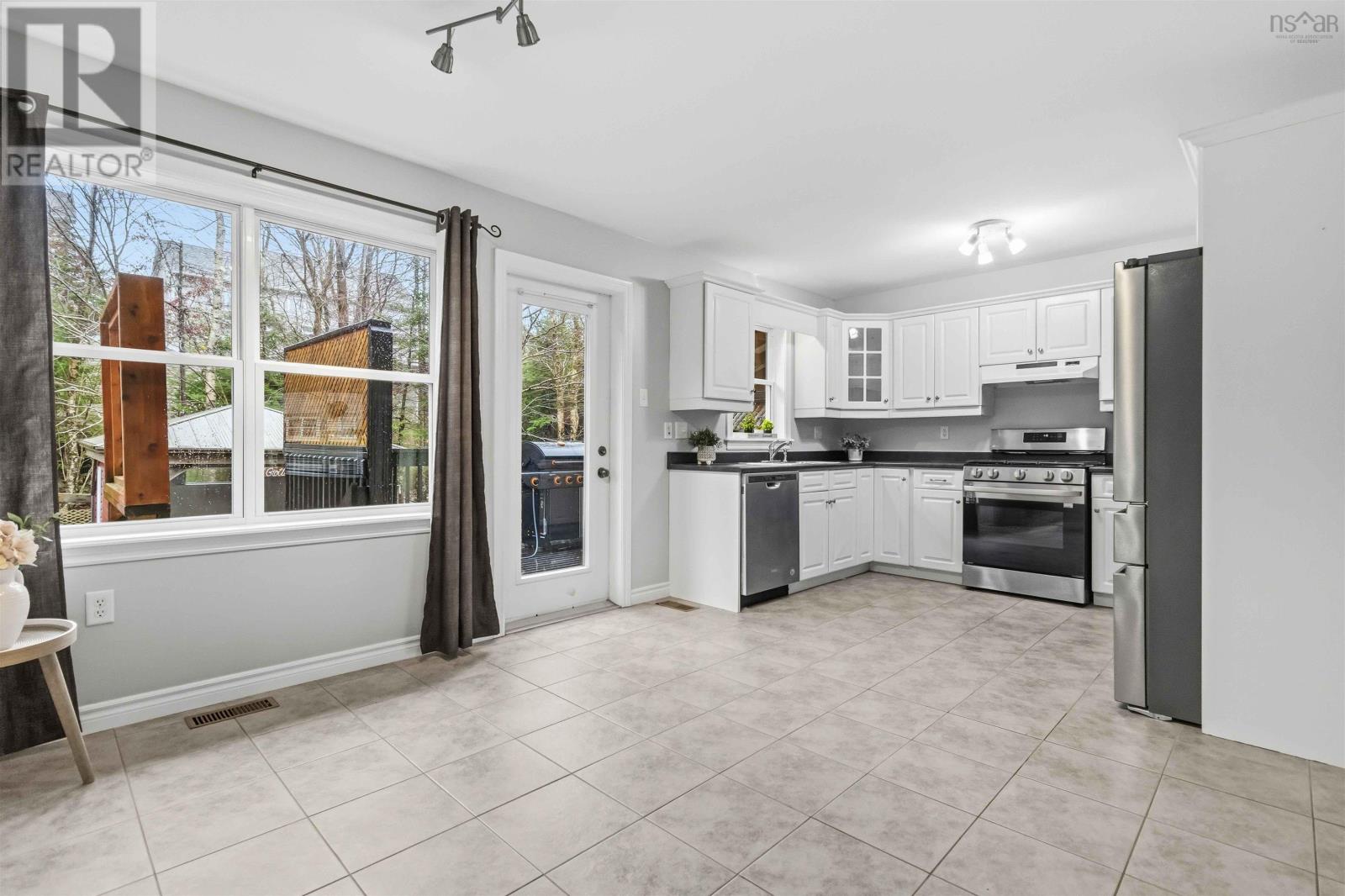 27 Collingwood Court, Dartmouth, Nova Scotia  B2W 0G4 - Photo 12 - 202527790