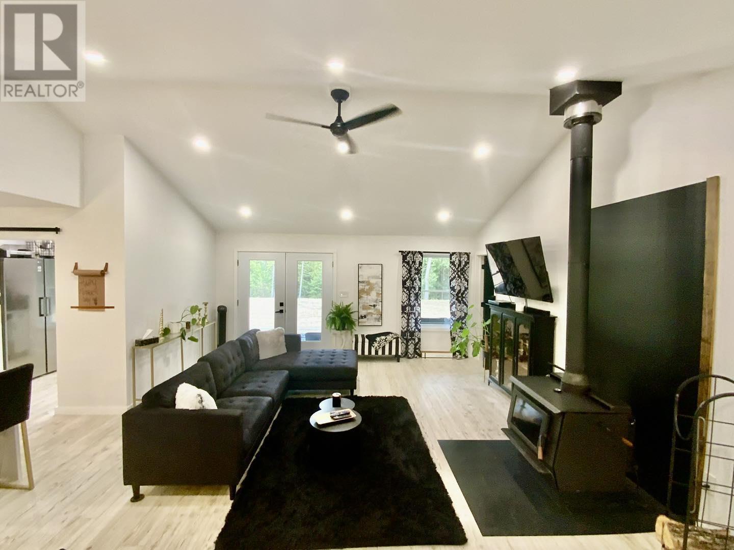 19 Northwoods Dr, Pancake Bay, Ontario  P0S 1E0 - Photo 10 - SM252843