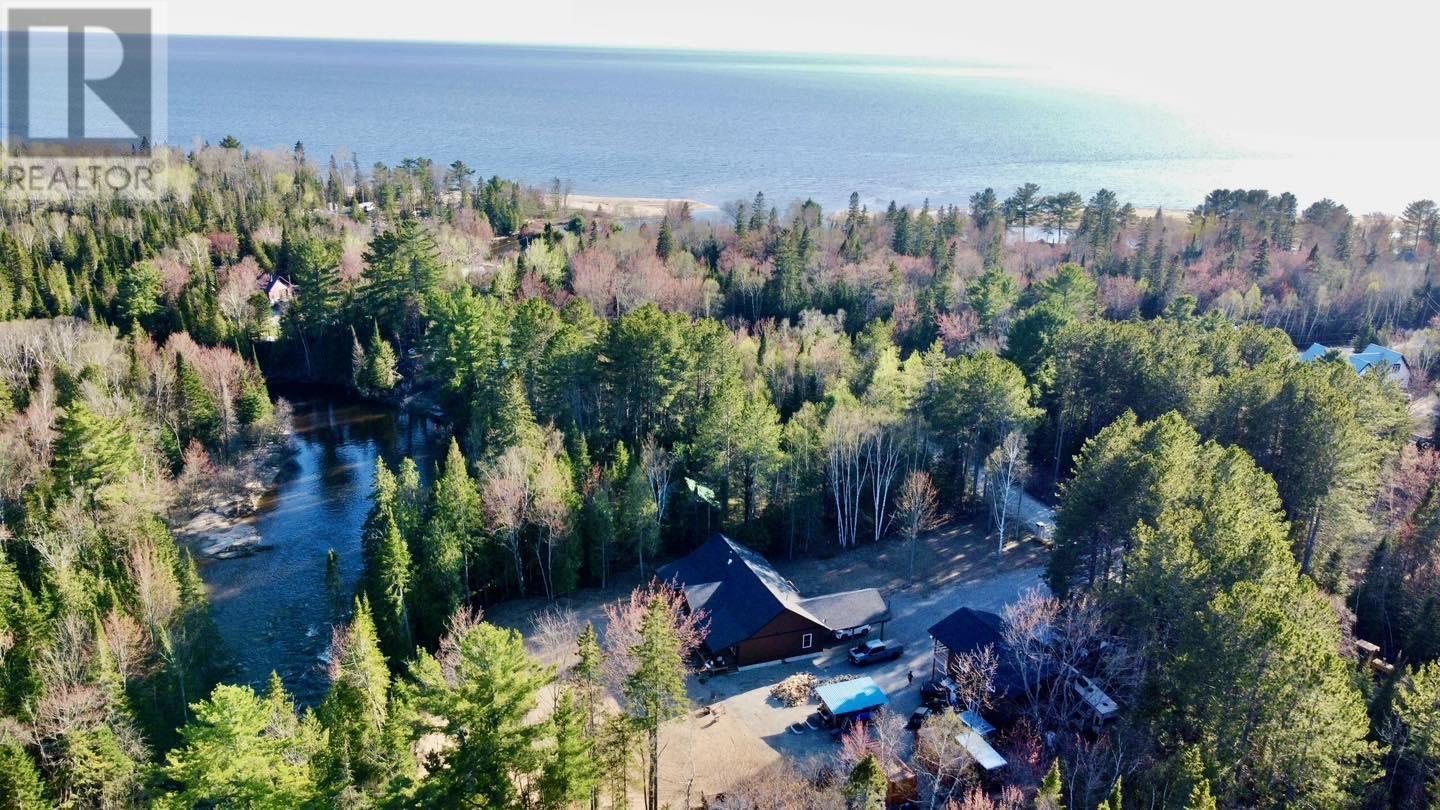 19 Northwoods Dr, Pancake Bay, Ontario  P0S 1E0 - Photo 2 - SM252843