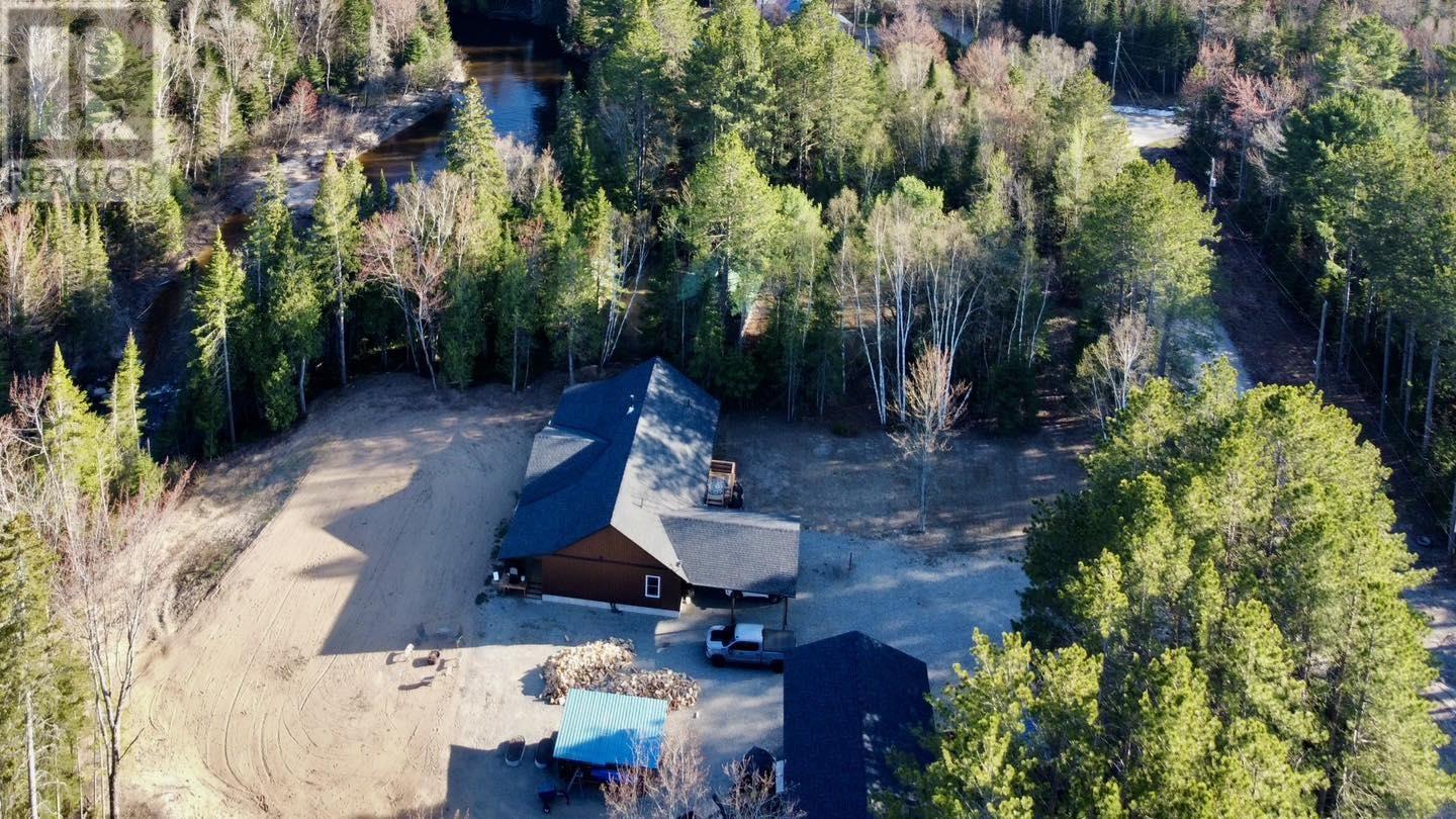 19 Northwoods Dr, Pancake Bay, Ontario  P0S 1E0 - Photo 44 - SM252843