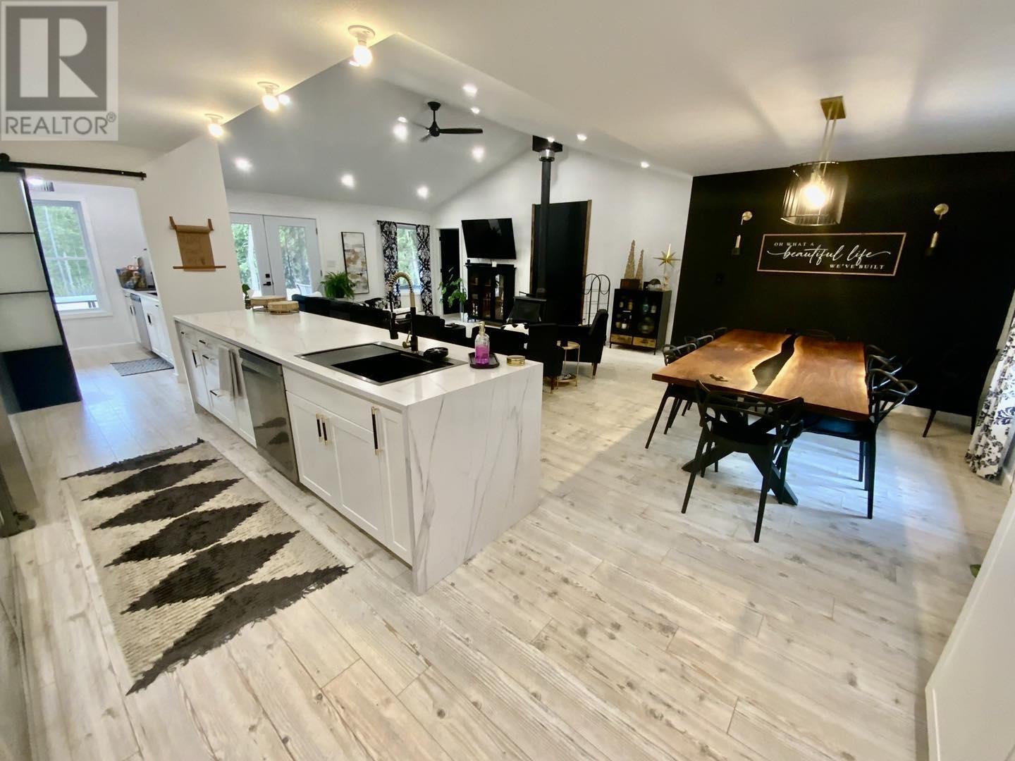 19 Northwoods Dr, Pancake Bay, Ontario  P0S 1E0 - Photo 7 - SM252843