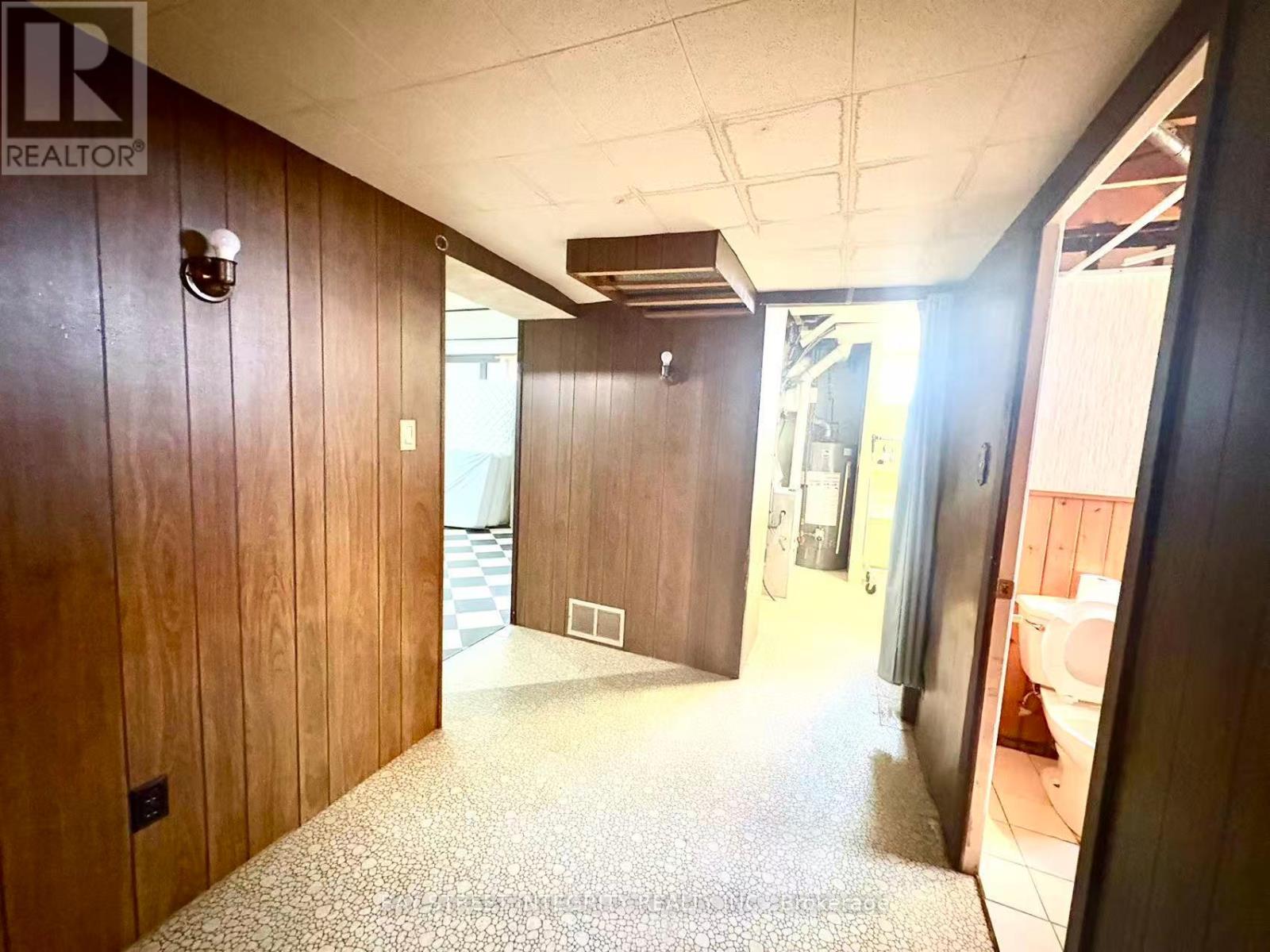 63 Caines Avenue, Toronto, Ontario  M2R 2L2 - Photo 21 - C12539978