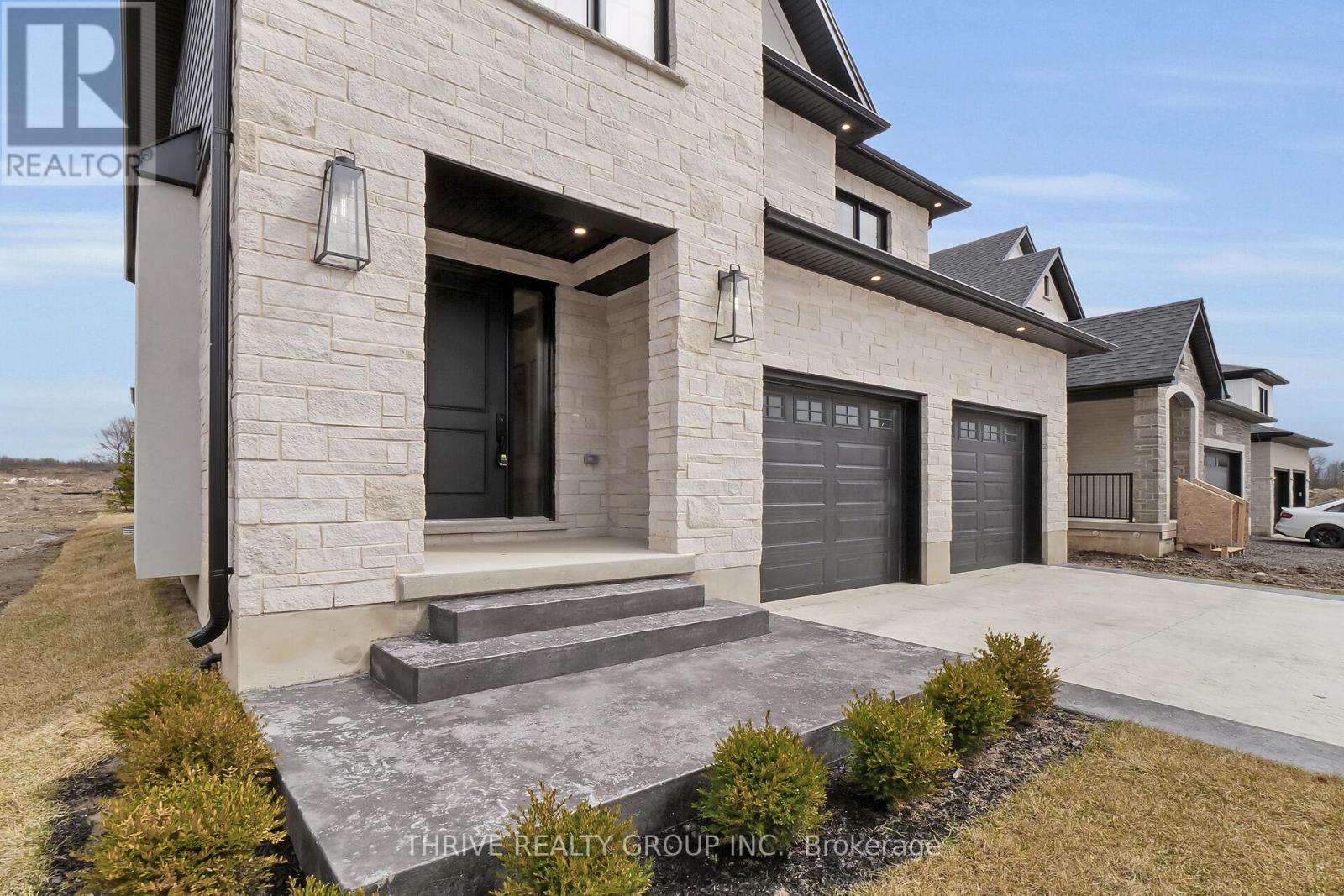 3948 Campbell Street N, London South, Ontario  N6P 0H7 - Photo 2 - X12056778