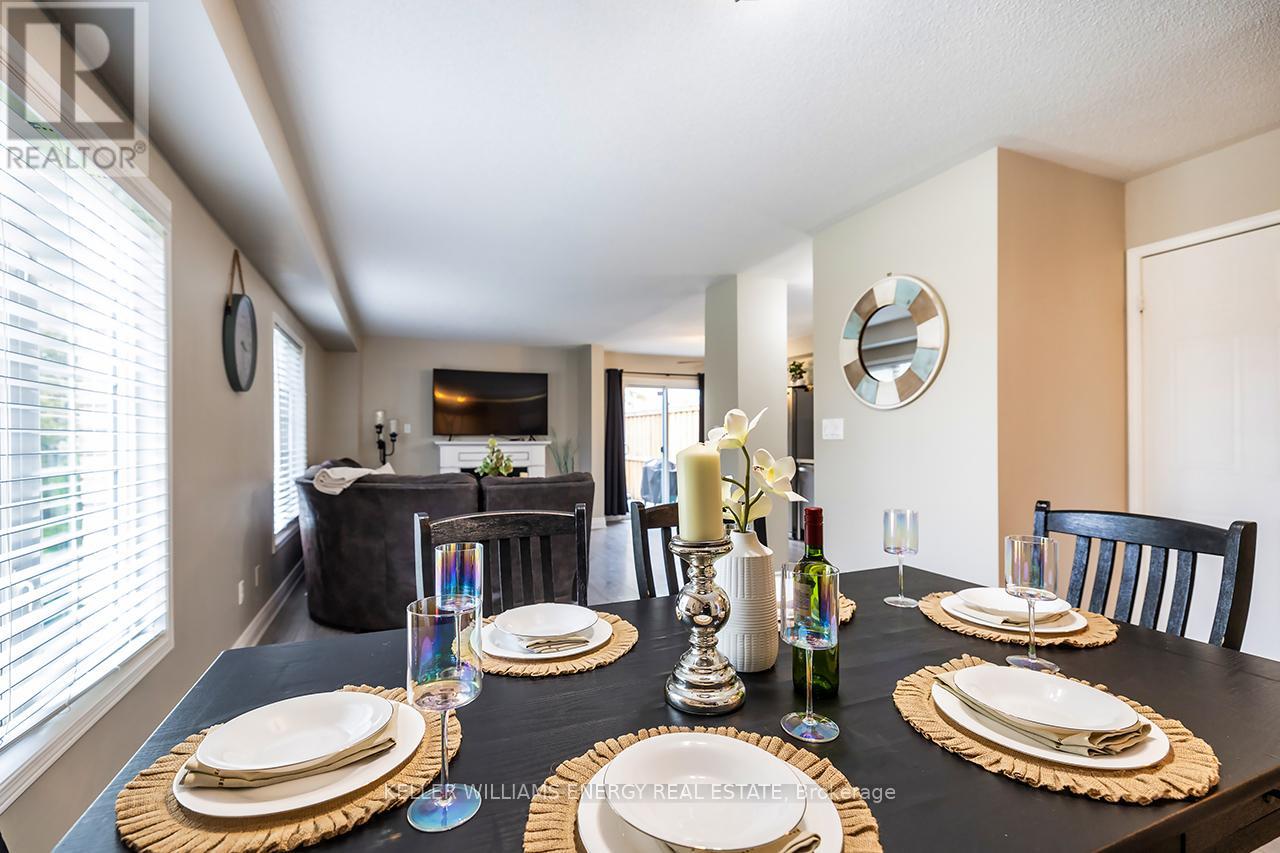 1642 Woodgate Trail, Oshawa, Ontario  L1G 8B5 - Photo 12 - E12540068