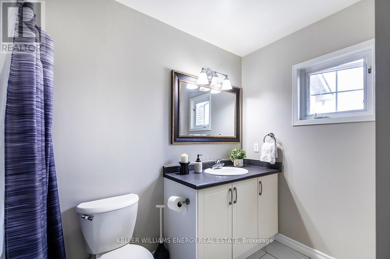 1642 Woodgate Trail, Oshawa, Ontario  L1G 8B5 - Photo 30 - E12540068