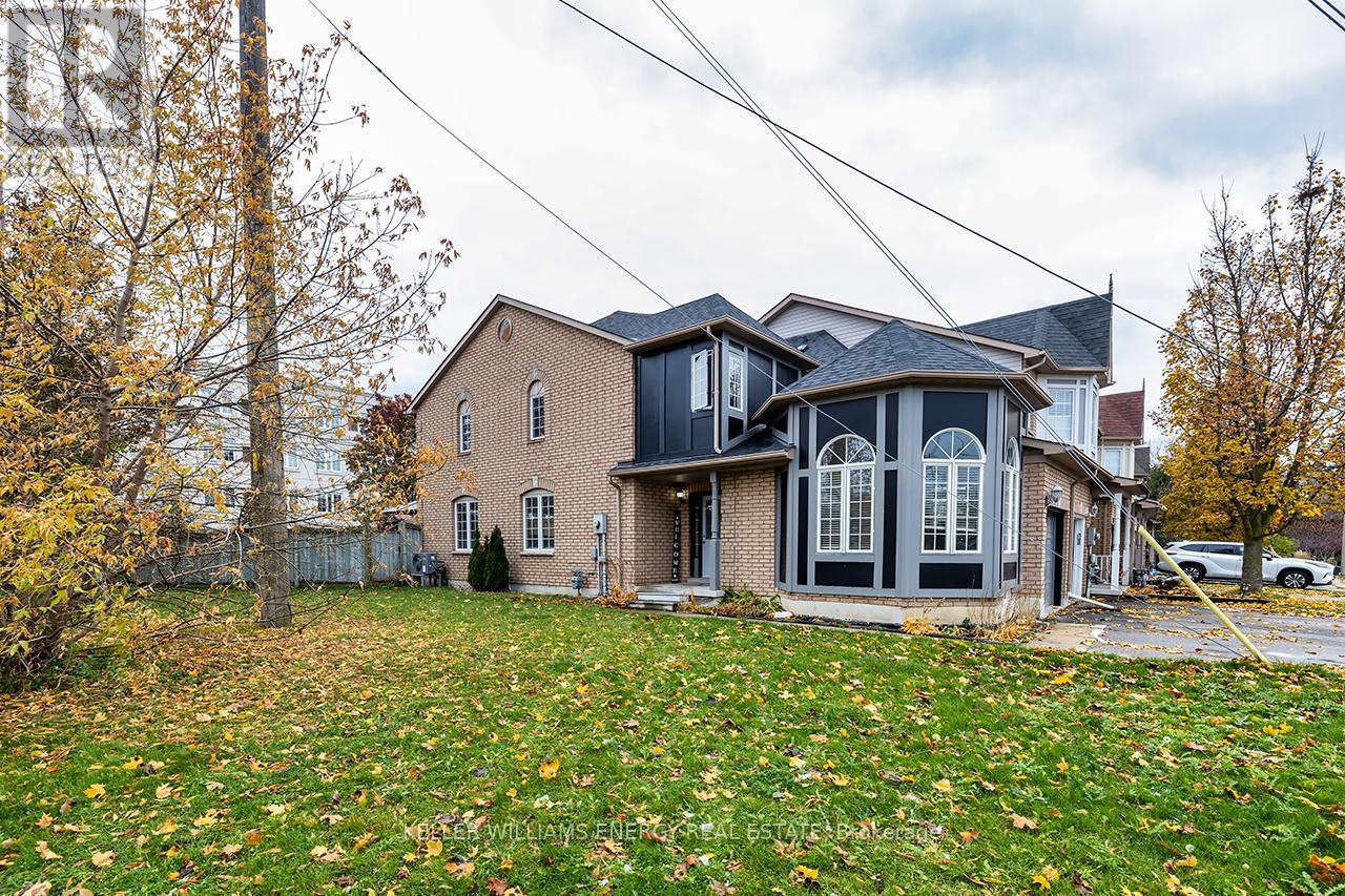 1642 Woodgate Trail, Oshawa, Ontario  L1G 8B5 - Photo 4 - E12540068