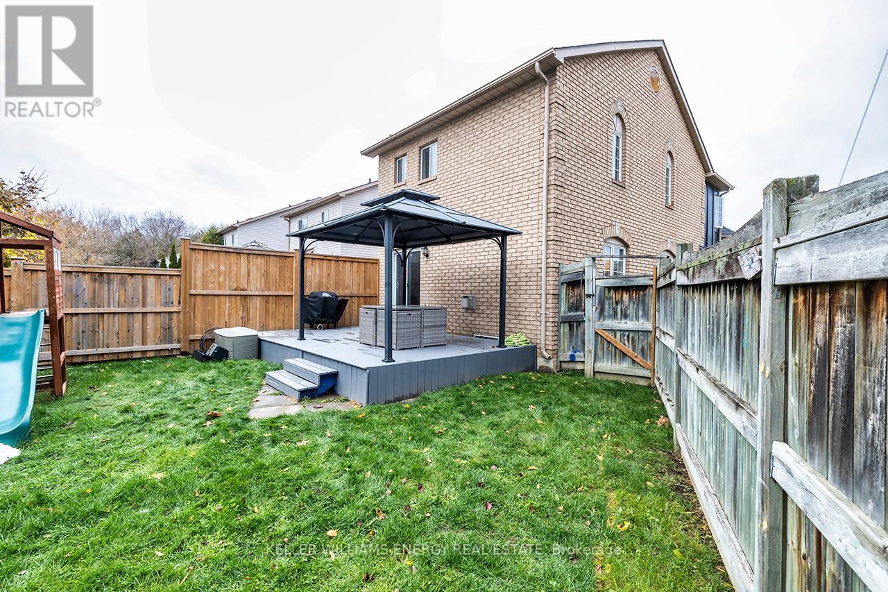 1642 Woodgate Trail, Oshawa, Ontario  L1G 8B5 - Photo 43 - E12540068