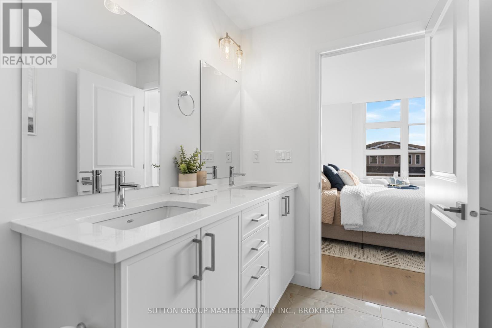 204 Superior Drive, Loyalist, Ontario  K7N 0E8 - Photo 16 - X12540022