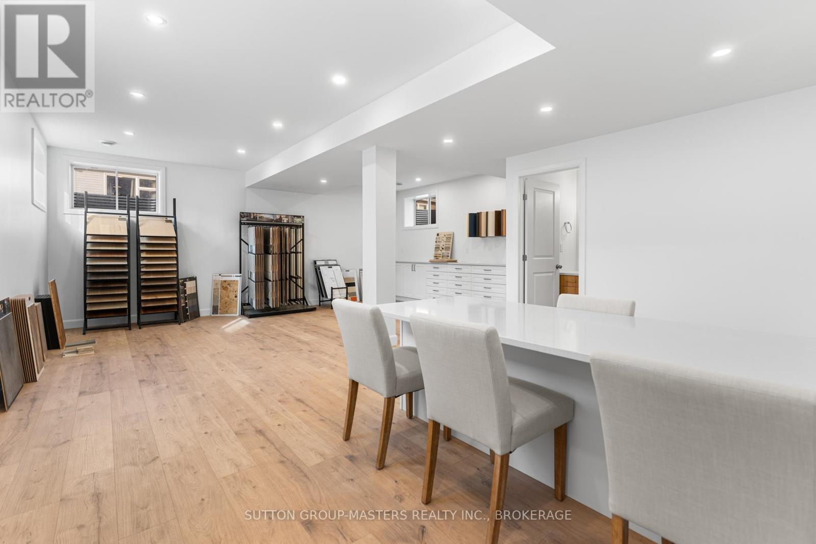 204 Superior Drive, Loyalist, Ontario  K7N 0E8 - Photo 22 - X12540022