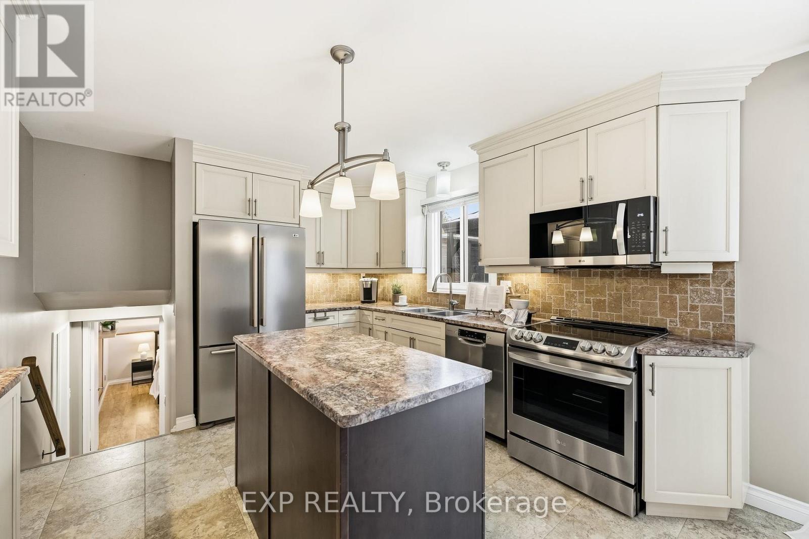 18 Elm Avenue, Hamilton Township, Ontario K0K 1C0 - Photo 14 - X12540014