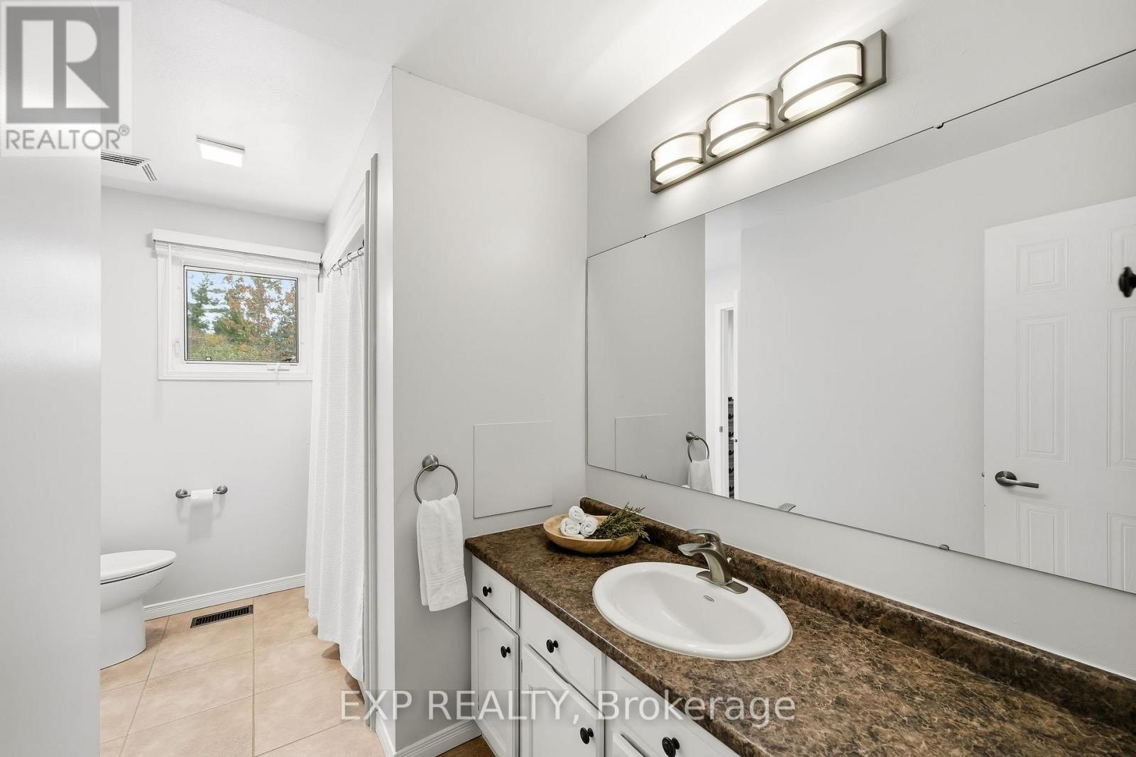 18 Elm Avenue, Hamilton Township, Ontario K0K 1C0 - Photo 19 - X12540014