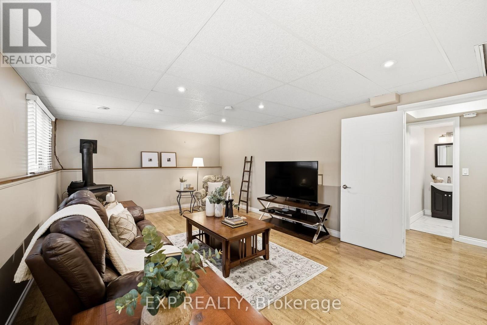 18 Elm Avenue, Hamilton Township, Ontario K0K 1C0 - Photo 28 - X12540014