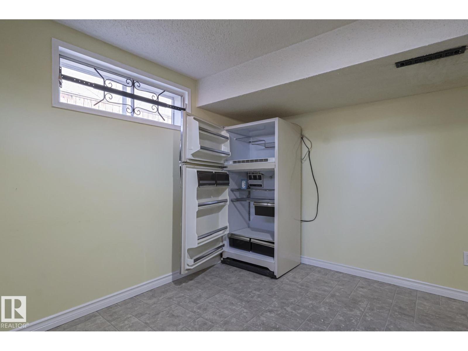 12029 50 St Nw, Edmonton, Alberta  T5W 3C3 - Photo 35 - E4465557