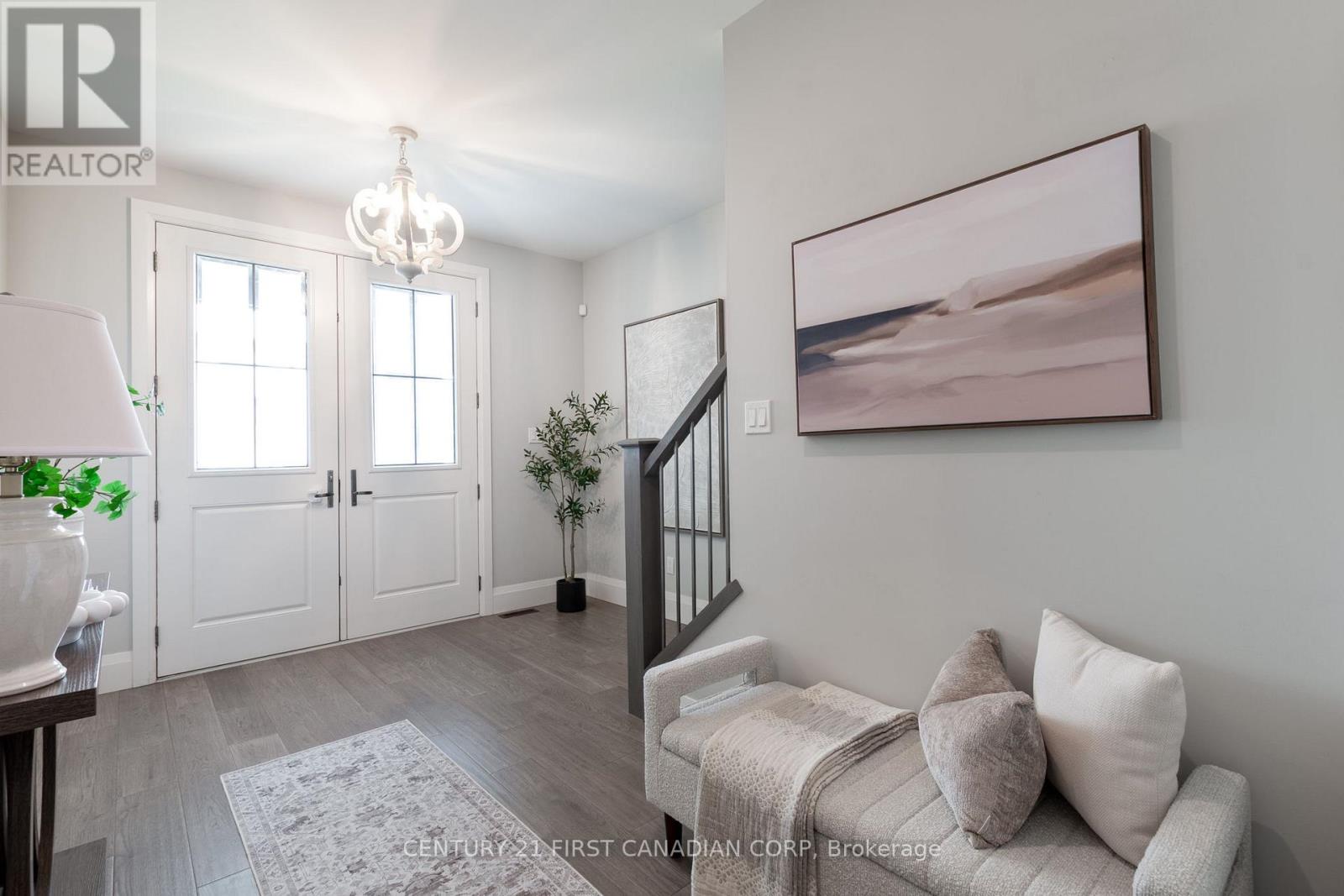 2253 Linkway Boulevard, London South, Ontario  N6K 0K9 - Photo 5 - X12540036