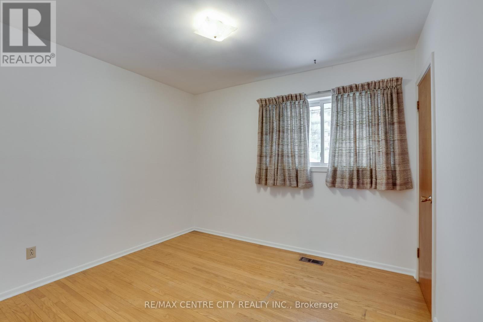 147 Susan Avenue, London East, Ontario  N5V 2G3 - Photo 18 - X12540092